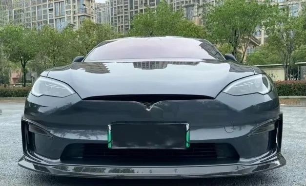 V Style Body Kit Front Lip Diffuser Hoods for  Model S Dry Carbon Fiber Side Skirts Rear Lip Protector